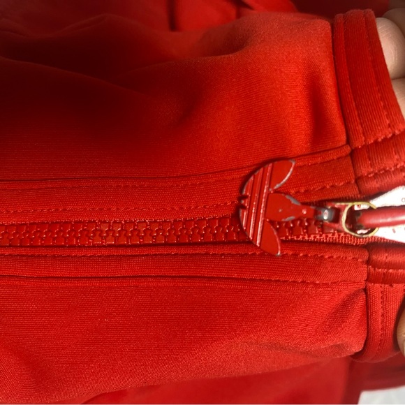 Top Only, Adidas Originals Bikini Zip Up Primeblue Recycled Ocean Plastic XS - Picture 9 of 13